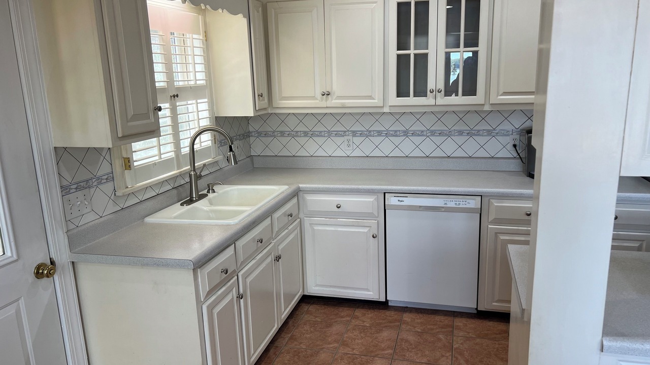Photo of Kitchen in Cobb