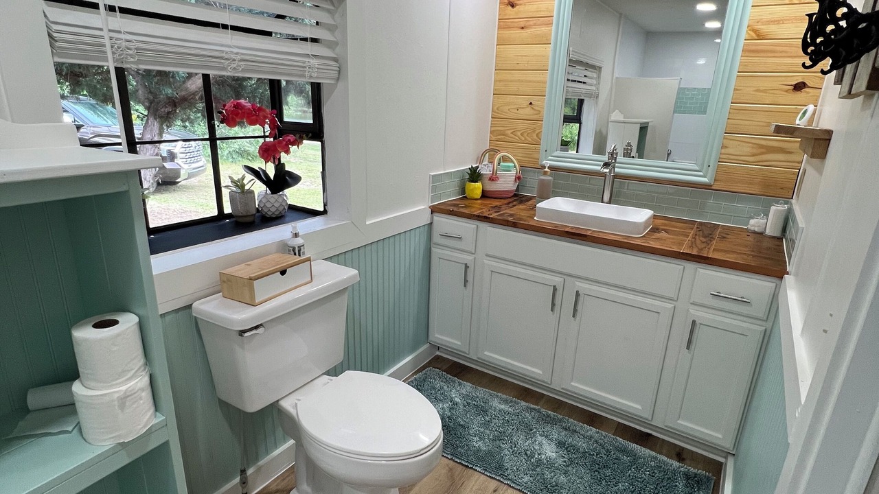 Photo of Bathroom in Moultrie