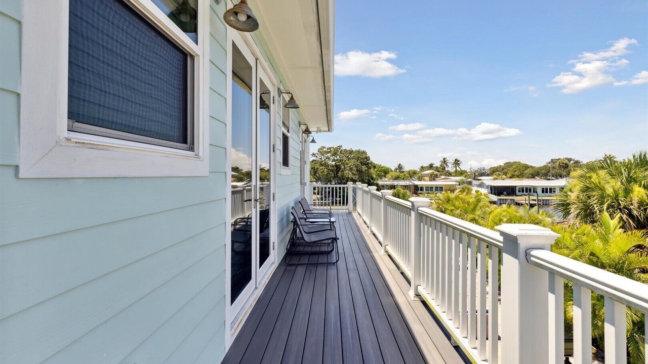 Photo of Patio Balcony in Cocoa Isles