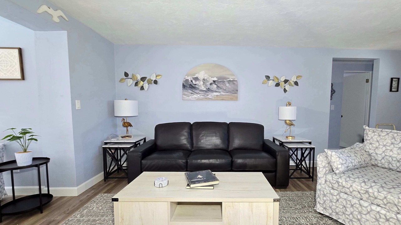 Photo of Livingroom in Gulf Gate Estates