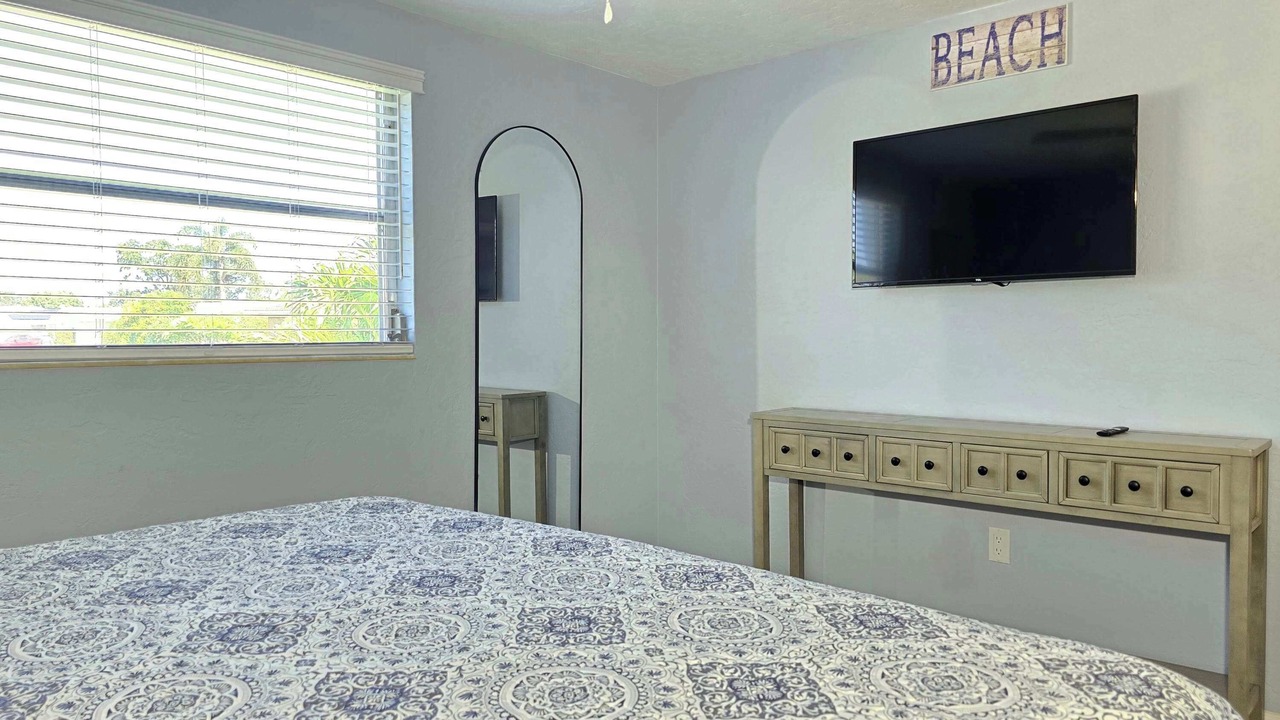 Photo of Bedroom in Gulf Gate Estates