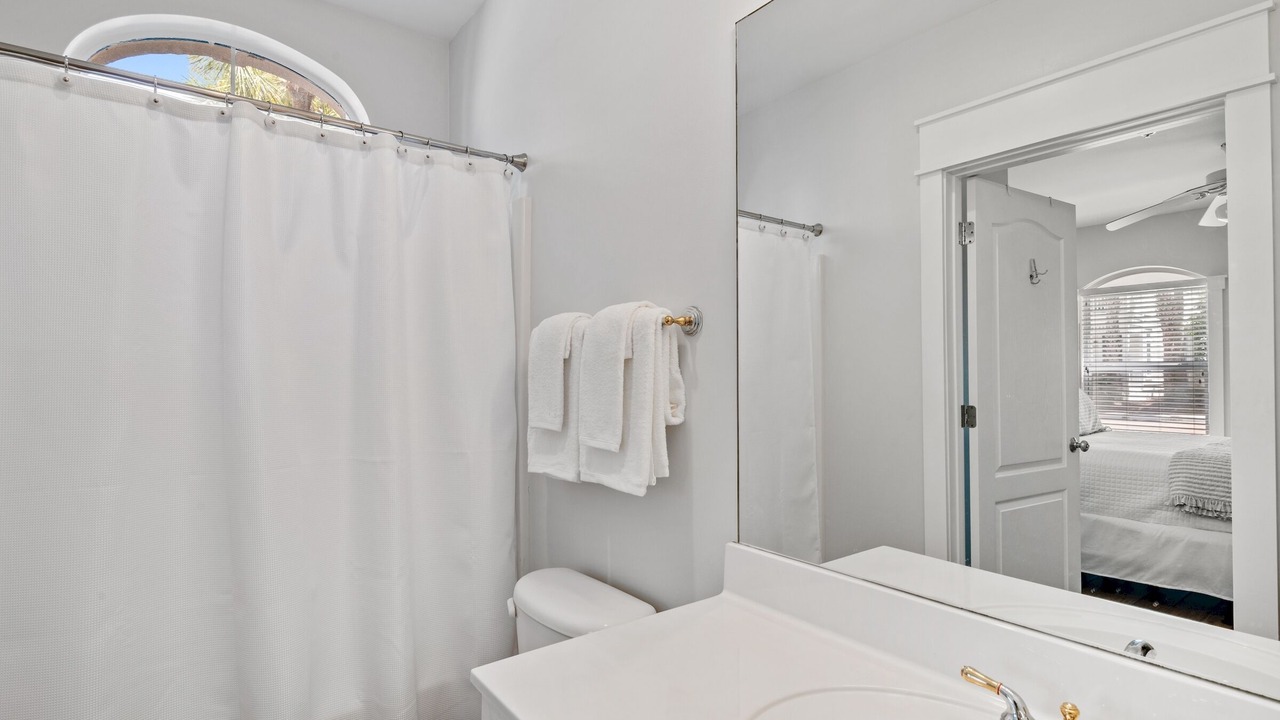 Photo of Bathroom in Treetop