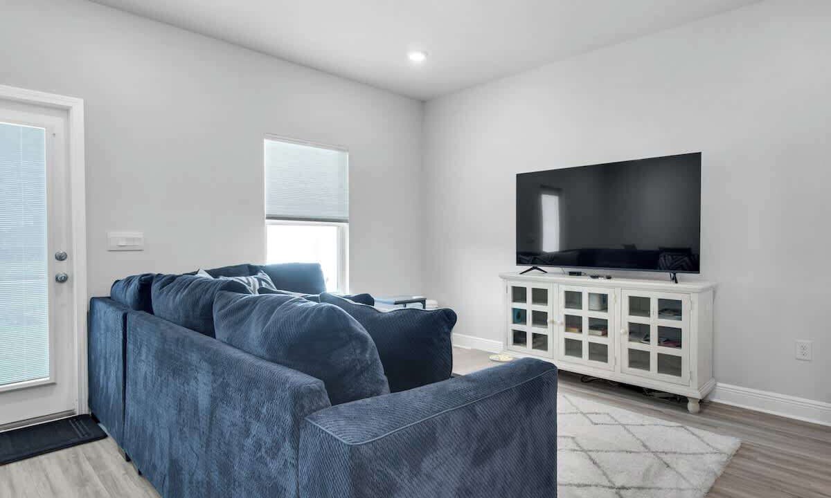 Photo of Livingroom in Gulf Breeze