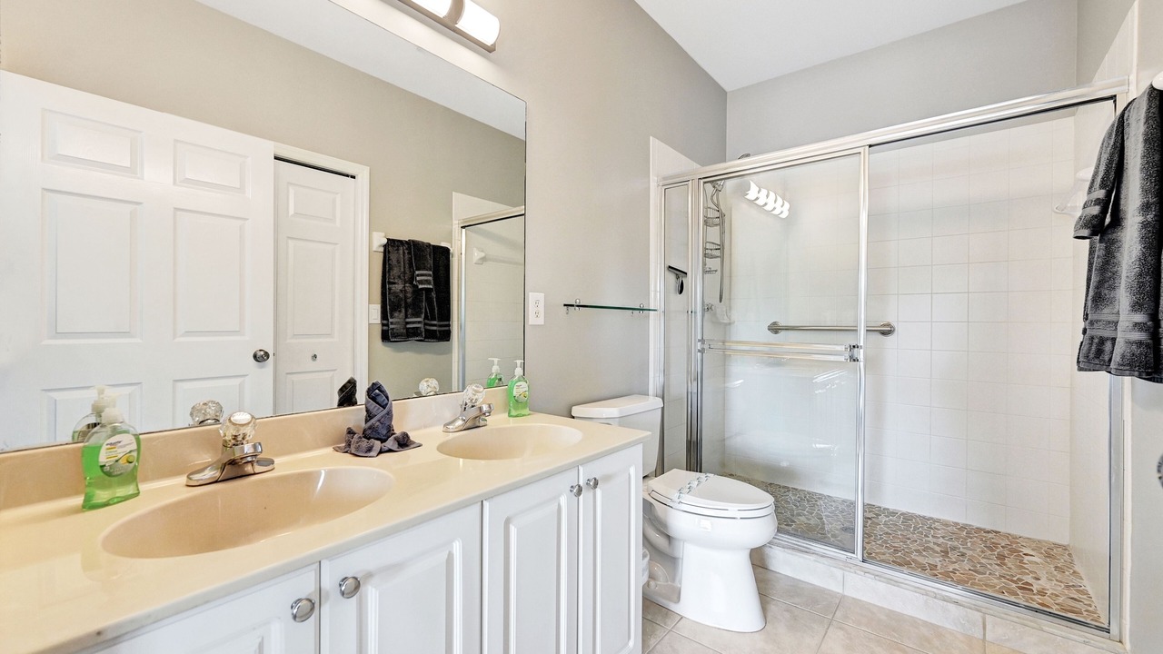 Photo of Bathroom in Ole