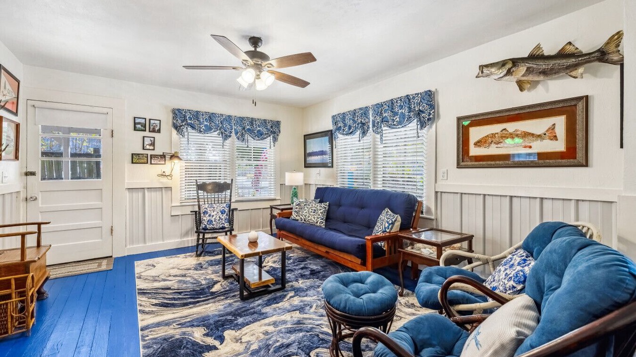 Photo of Livingroom in Cedar Key