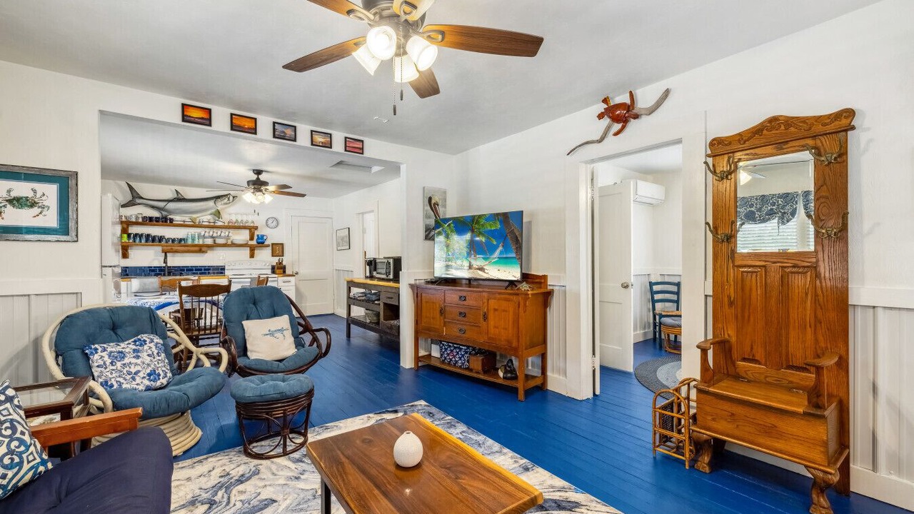 Photo of Livingroom in Cedar Key