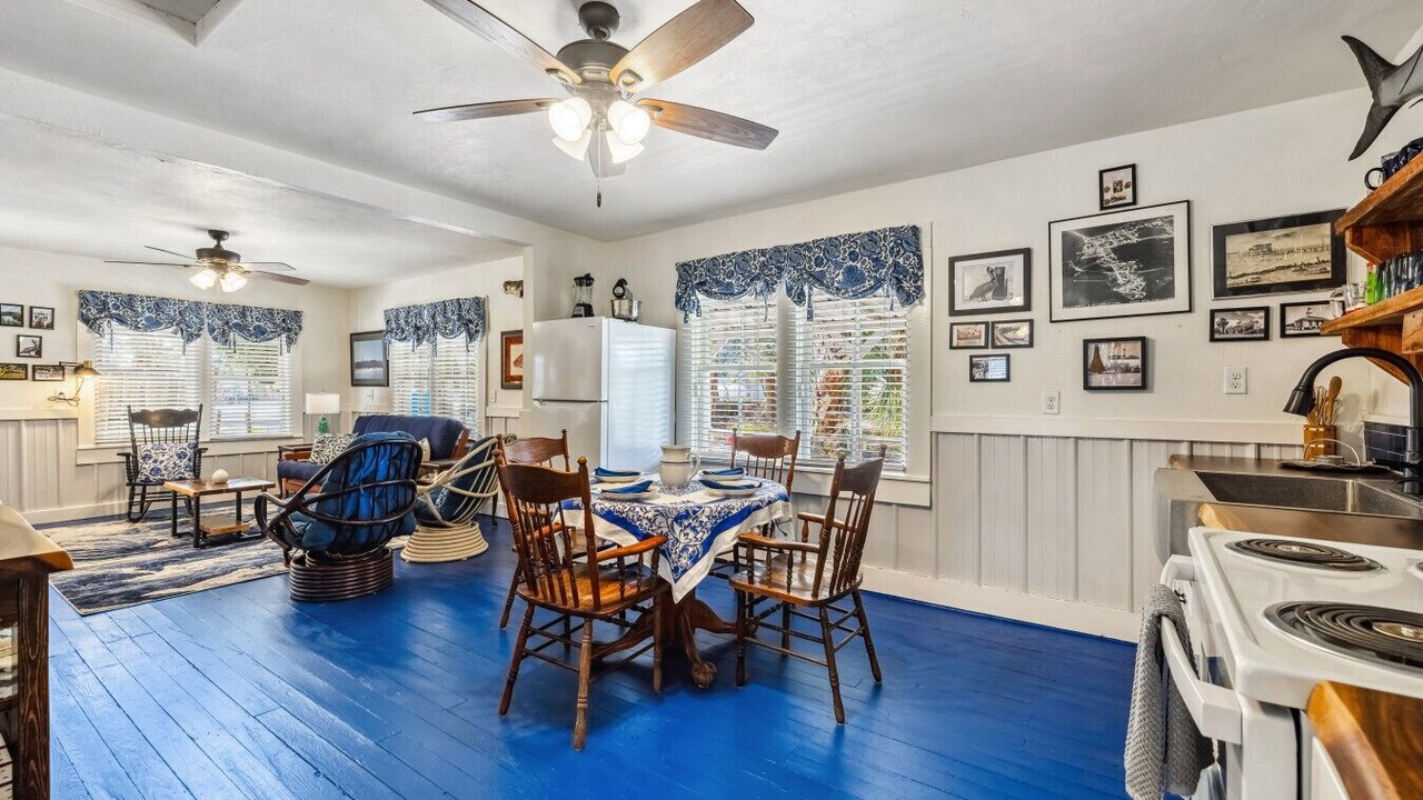 Photo of Others in Cedar Key
