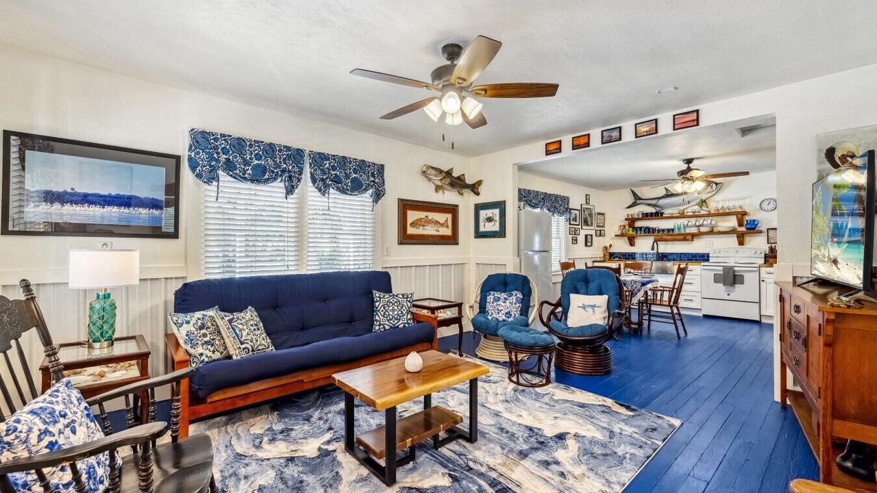 Photo of Livingroom in Cedar Key