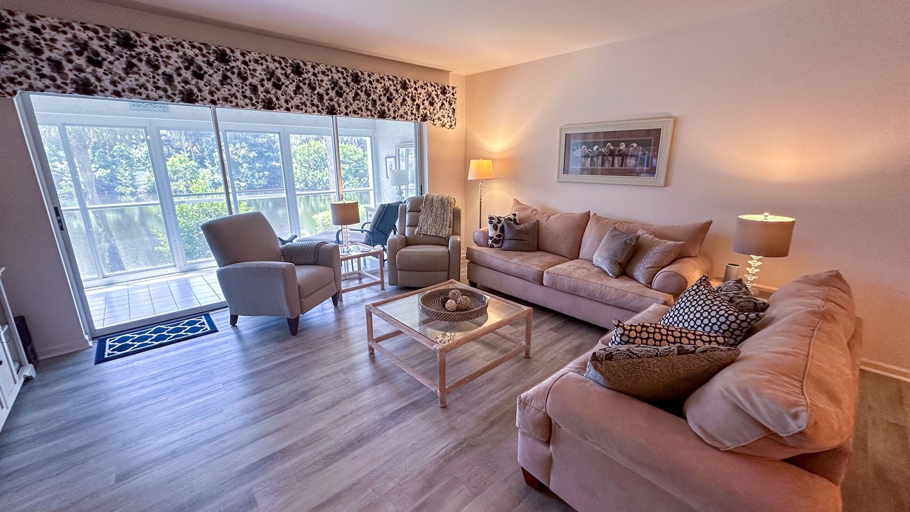 Photo of Livingroom in Bonita Bay