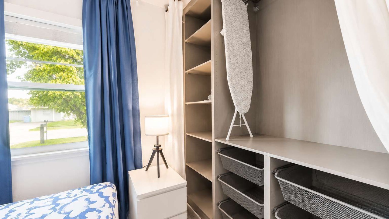 Photo of Bedroom in Broadview Park