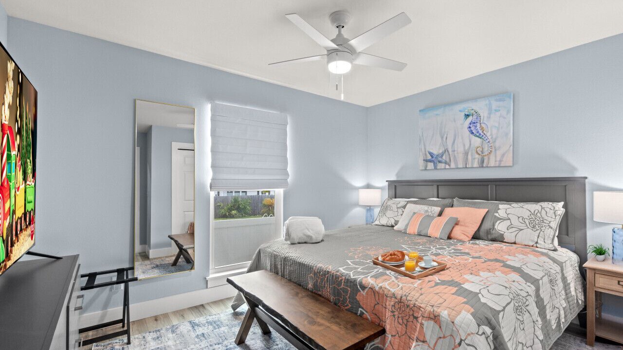 Photo of Bedroom in Crystal Beach