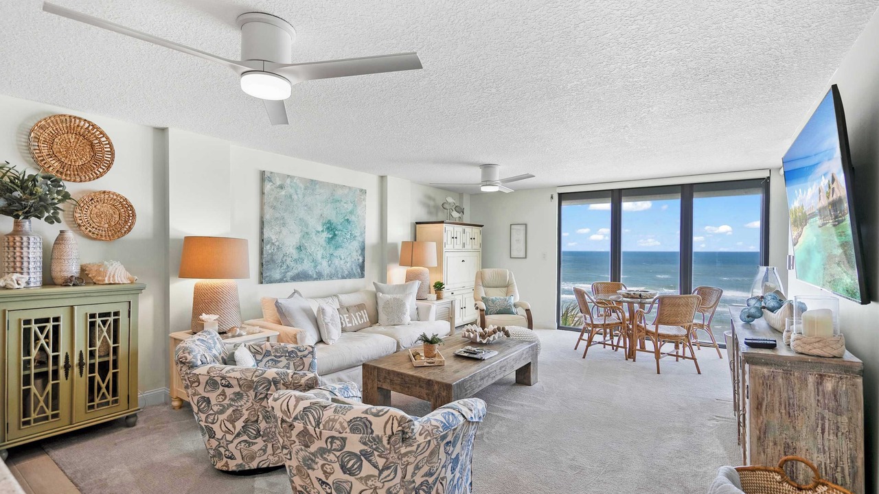 Photo of Livingroom in Crescent Beach