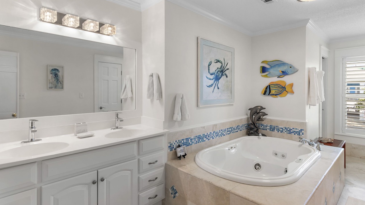 Photo of Bathroom in Holiday Isle