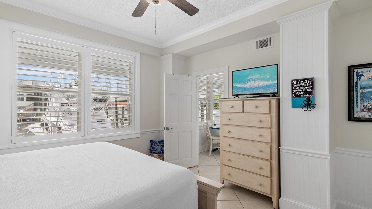 Photo of Bedroom in Holiday Isle