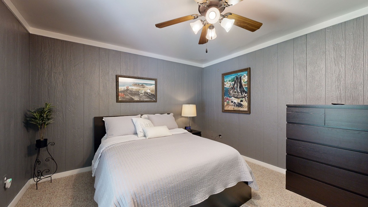 Photo of Bedroom in Claxton