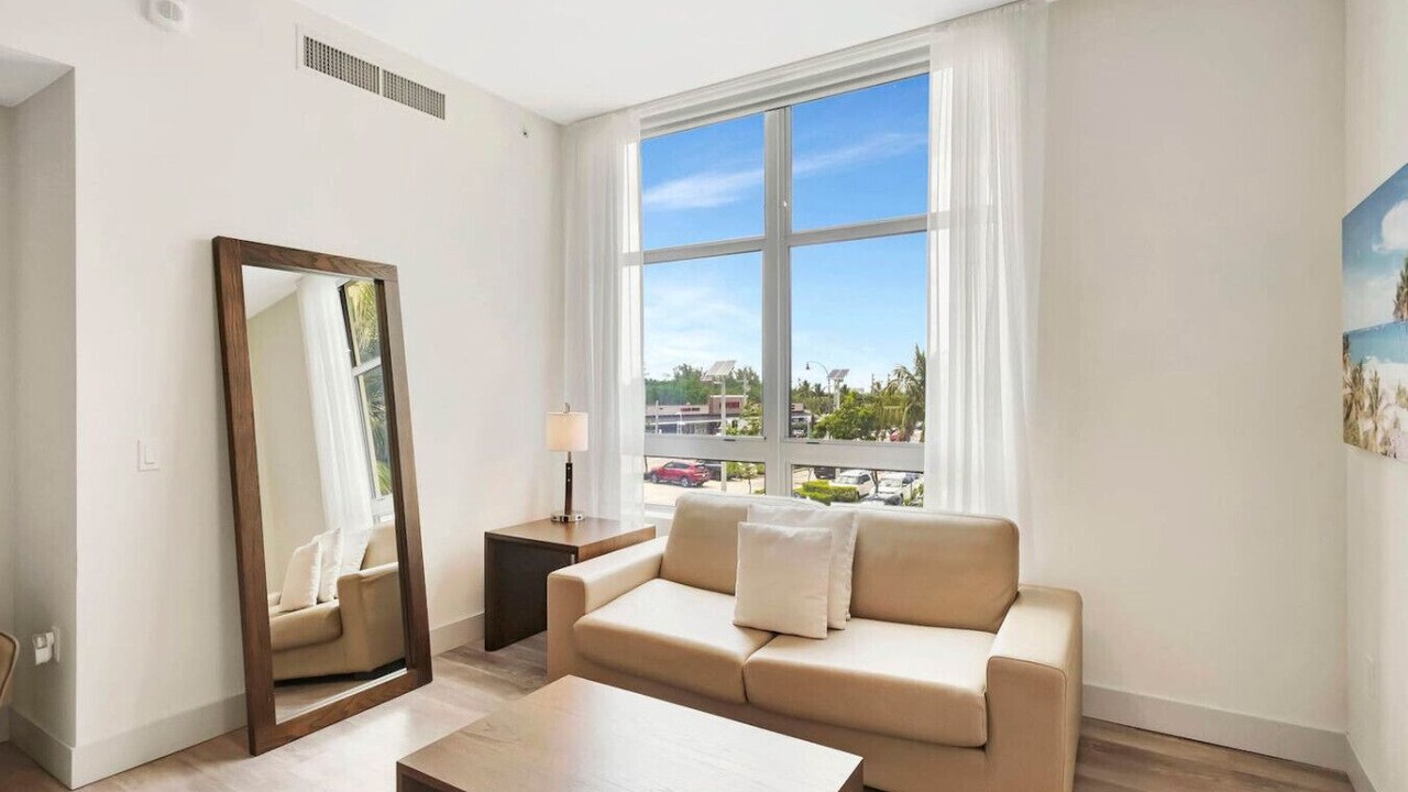 Photo of Livingroom in Hollywood