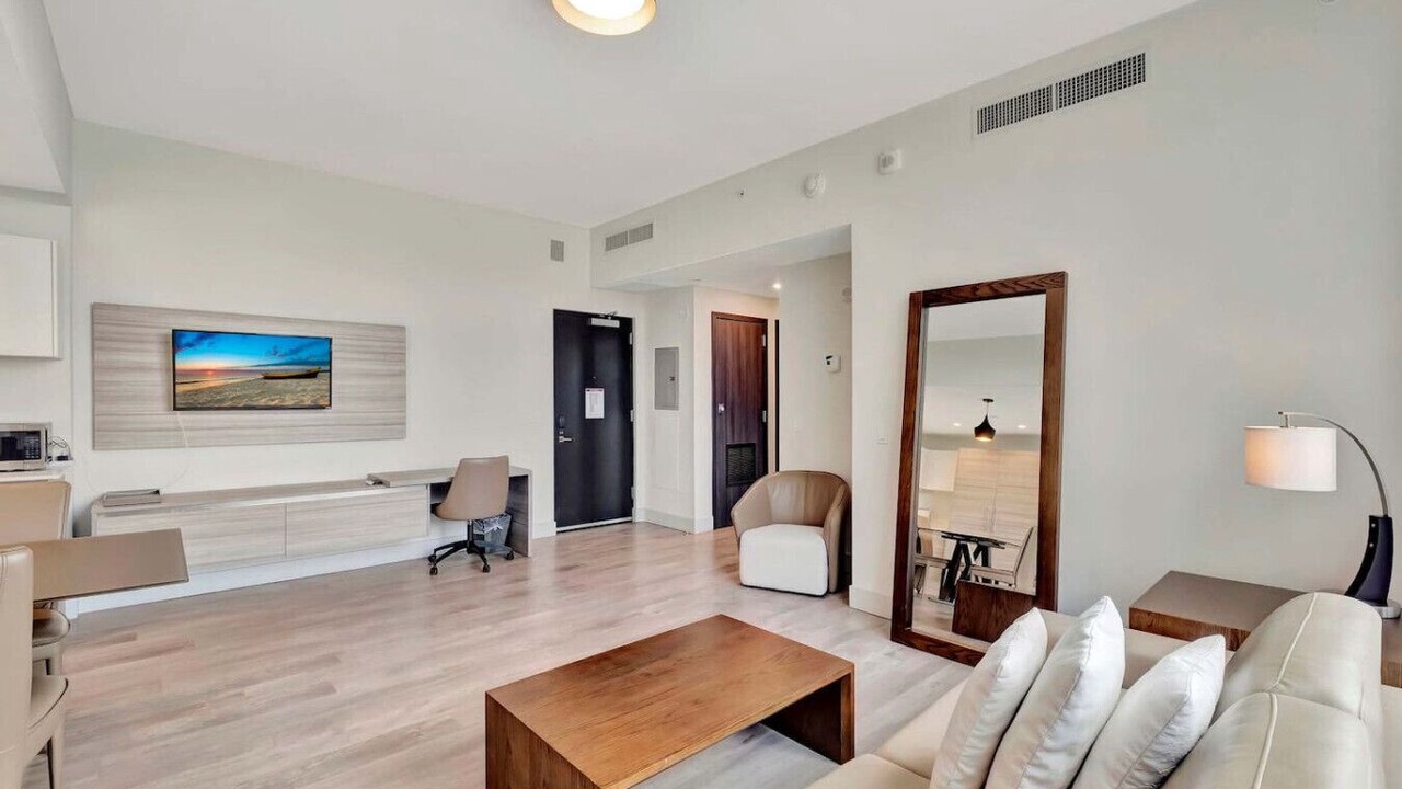 Photo of Livingroom in Hollywood