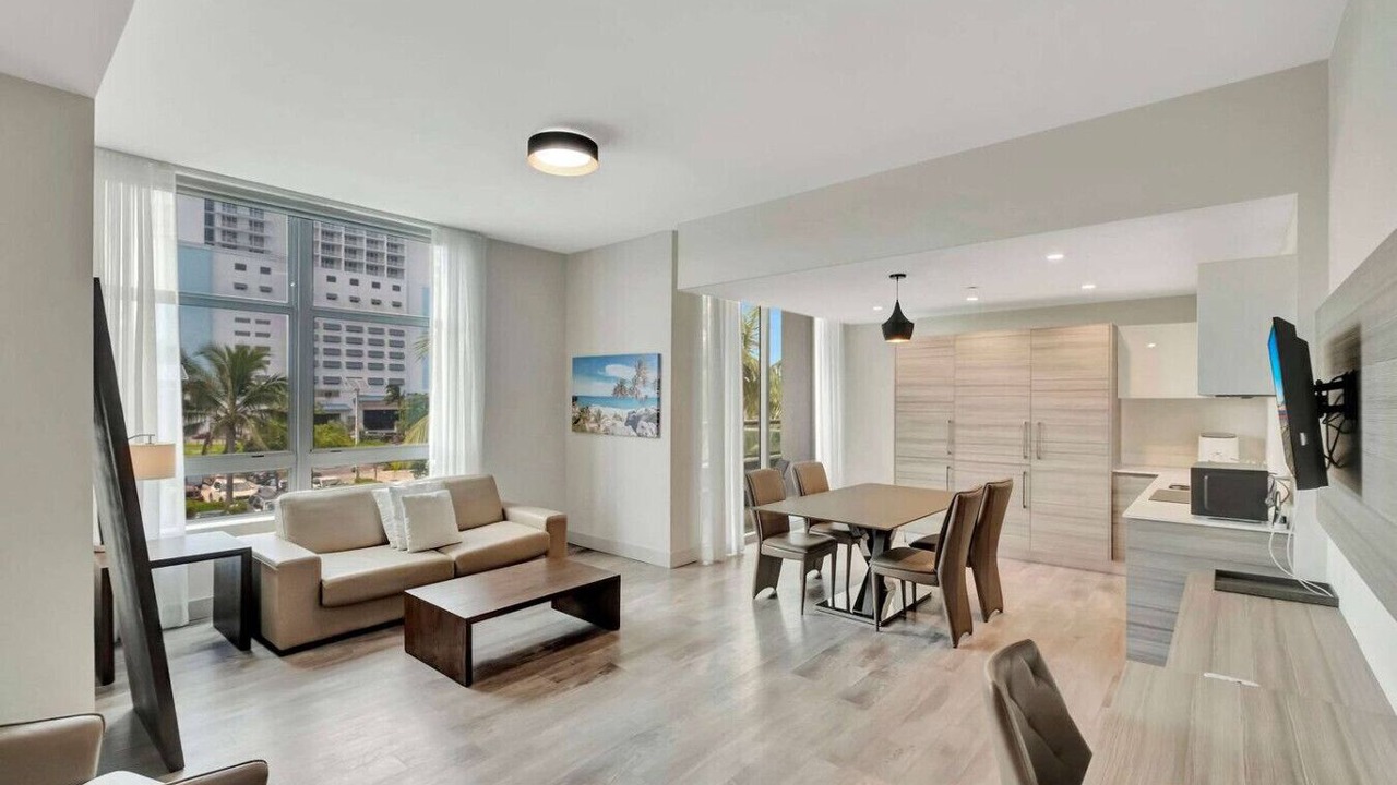 Photo of Livingroom in Hollywood