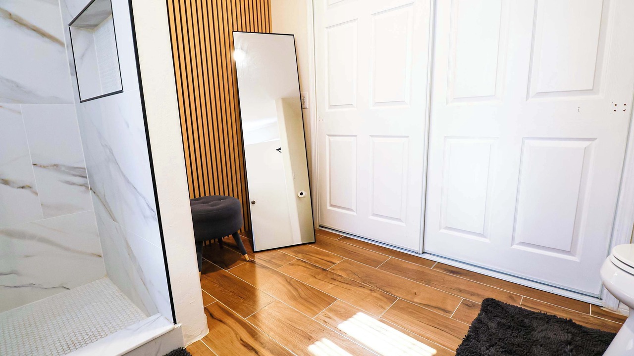 Photo of Bathroom in Buena Ventura Lakes