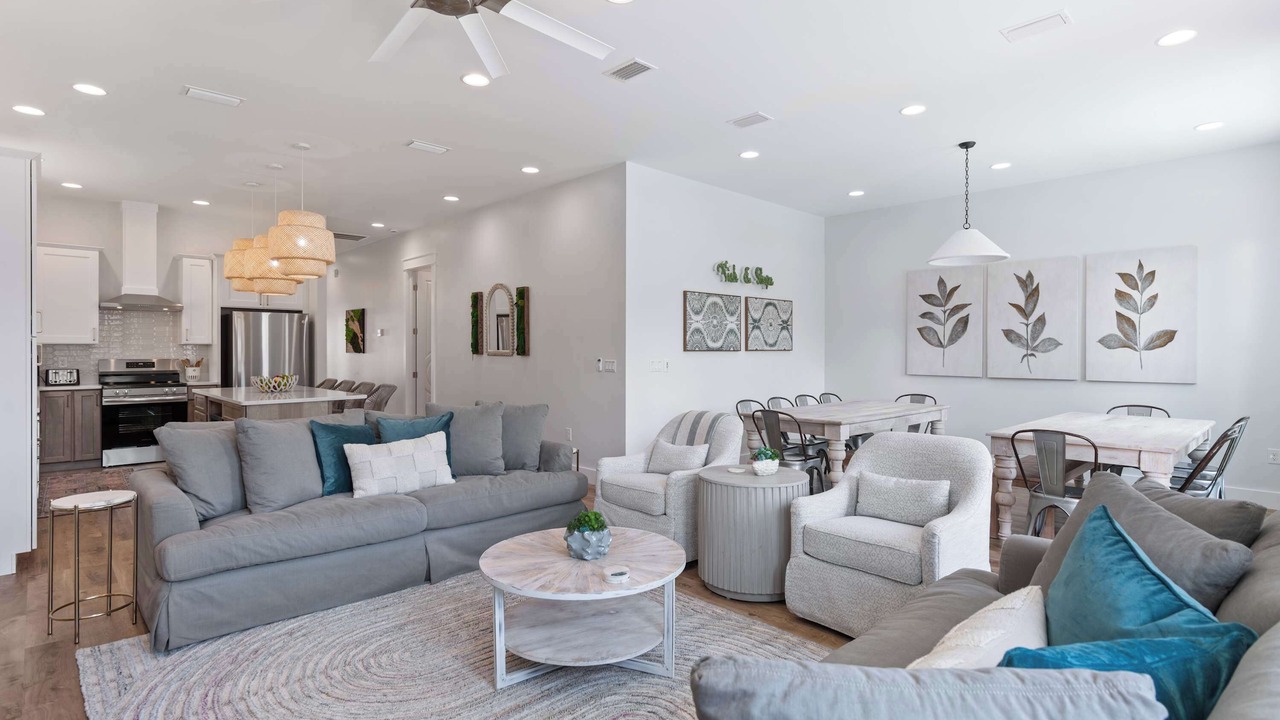 Photo of Livingroom in Miramar Beach