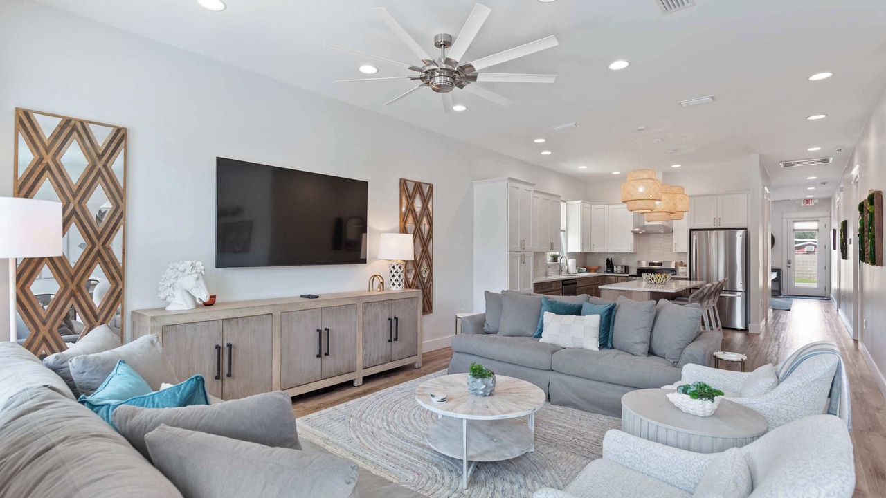 Photo of Livingroom in Miramar Beach