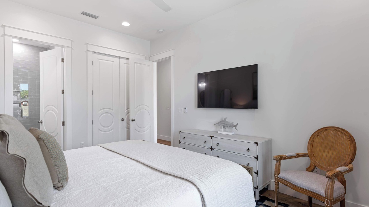Photo of Bedroom in Miramar Beach