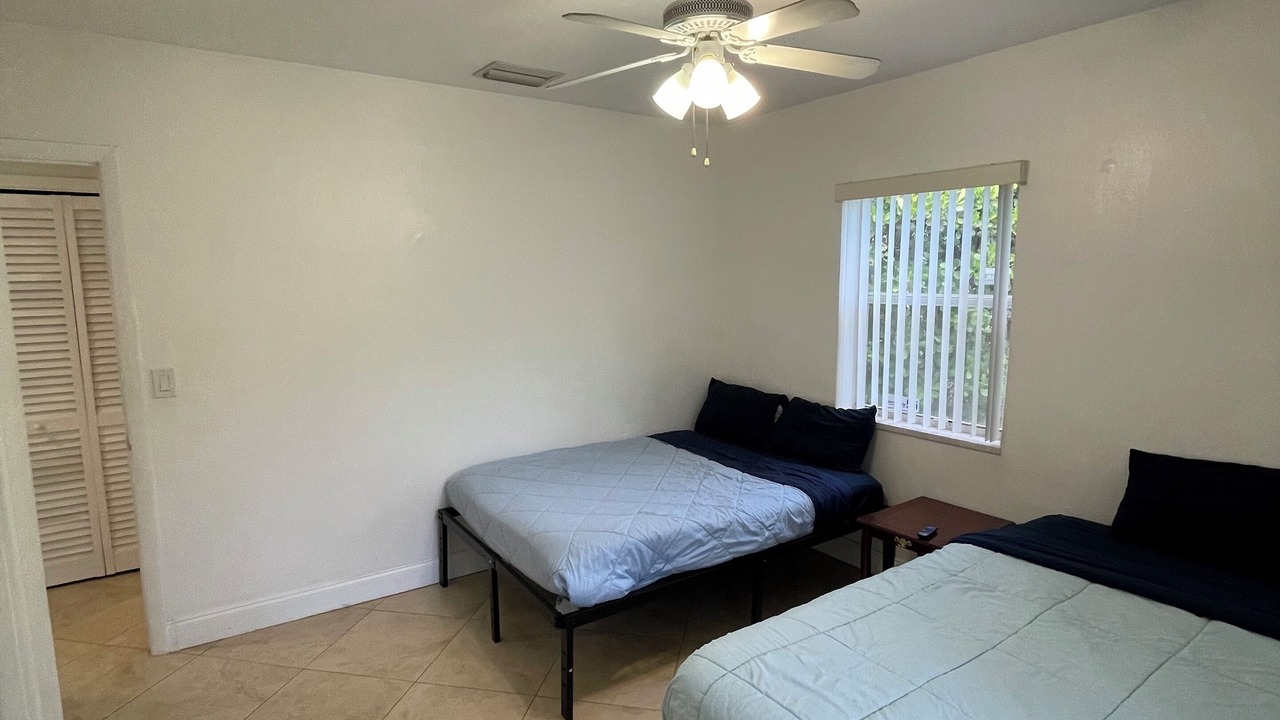 Photo of Bedroom in Country Club Park