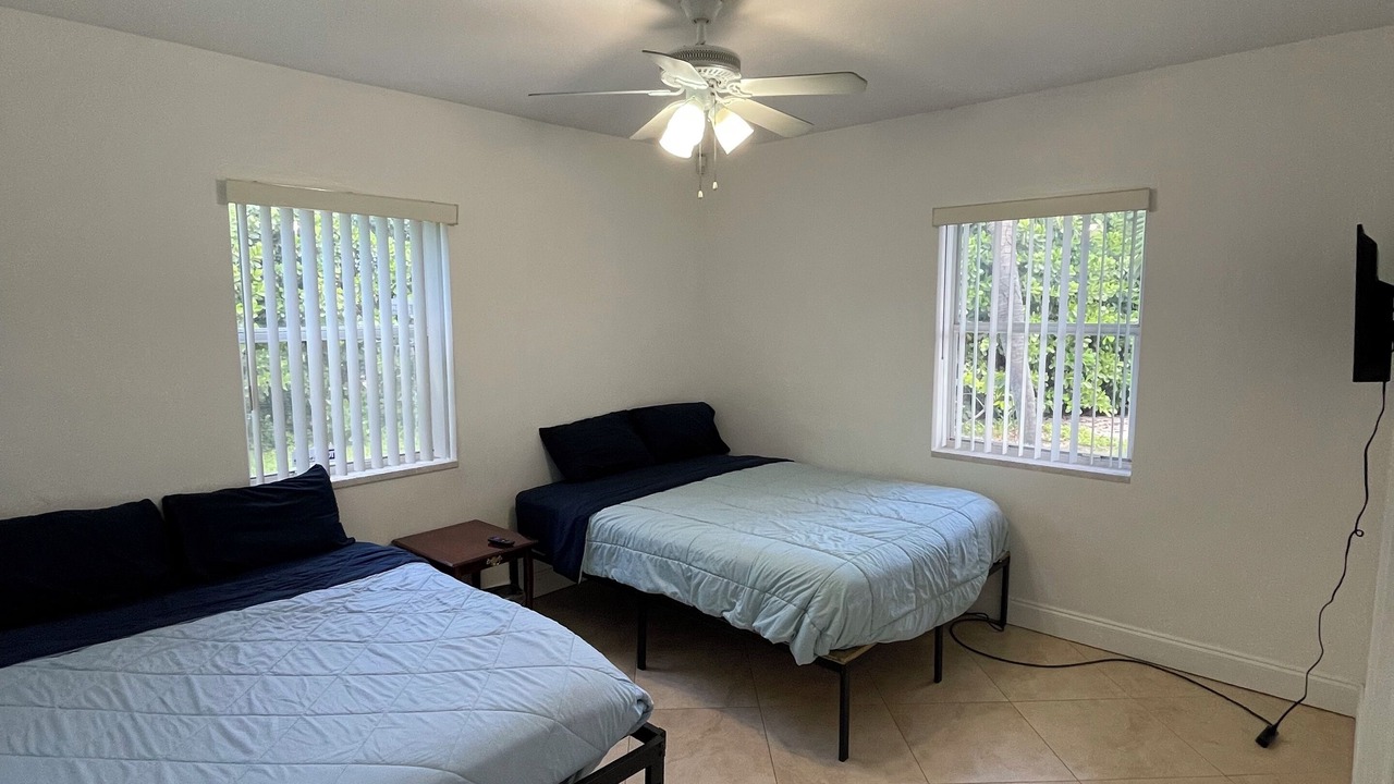 Photo of Bedroom in Country Club Park