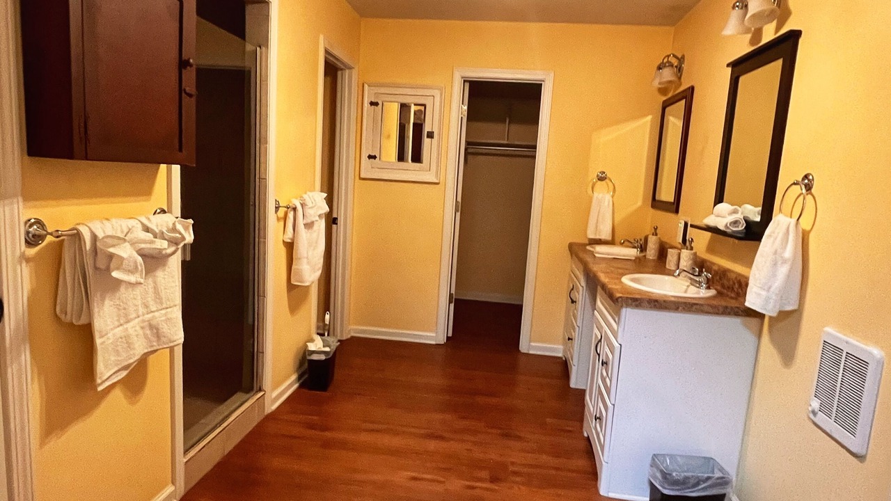 Photo of Bathroom in Perry