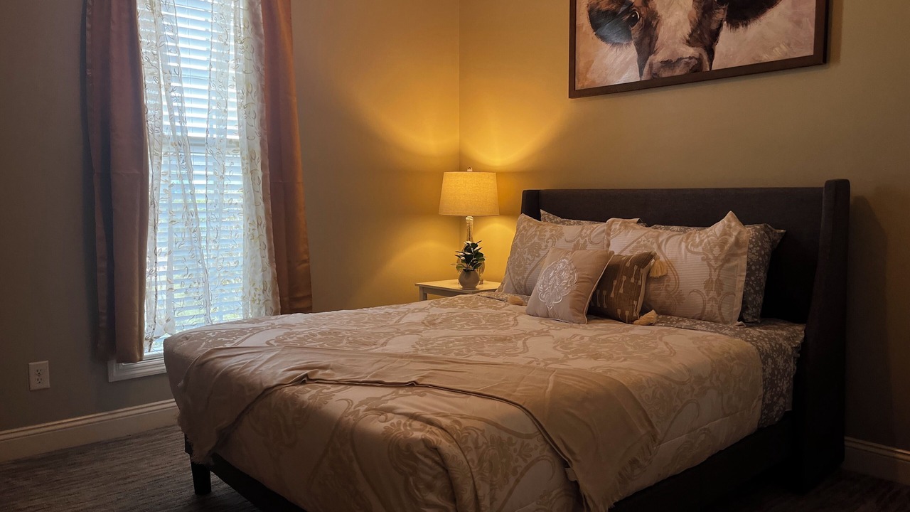 Photo of Bedroom in Hahira