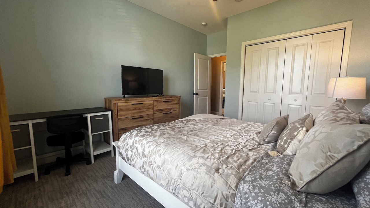 Photo of Bedroom in Hahira