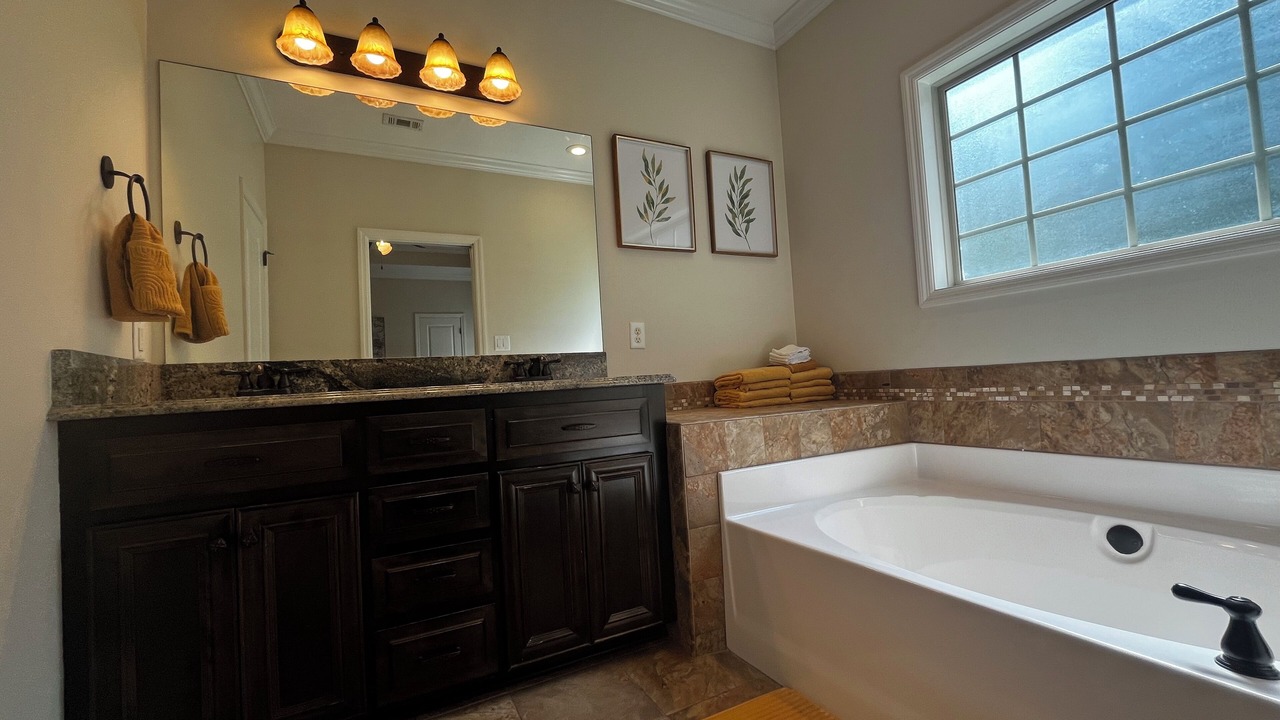 Photo of Bathroom in Hahira