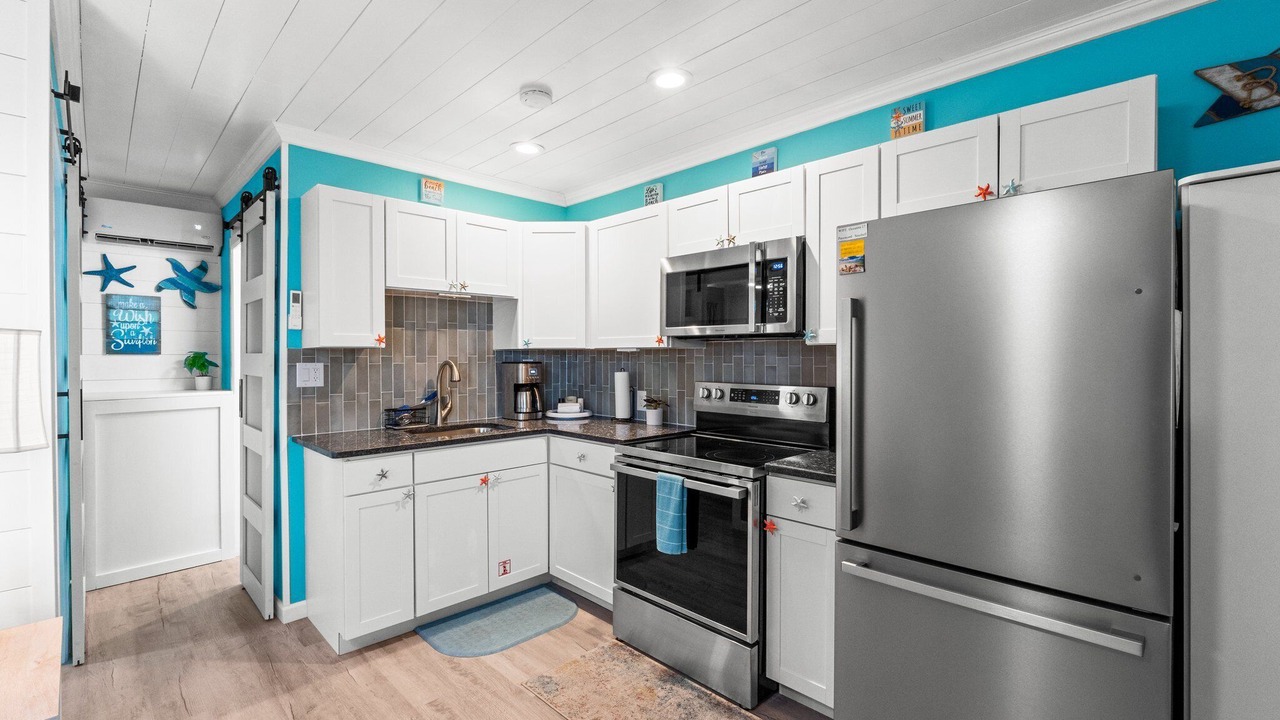 Photo of Kitchen in Silver Sands Beach
