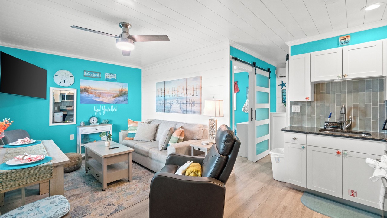 Photo of Livingroom in Silver Sands Beach