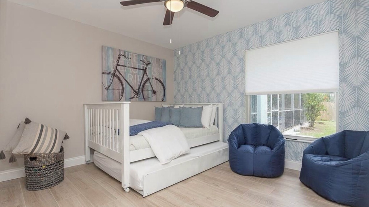 Photo of Bedroom in Englewood East