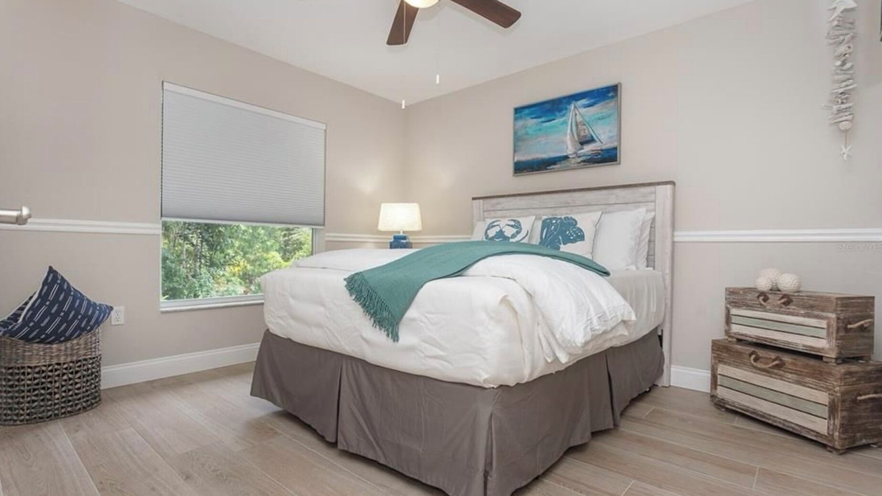 Photo of Bedroom in Englewood East