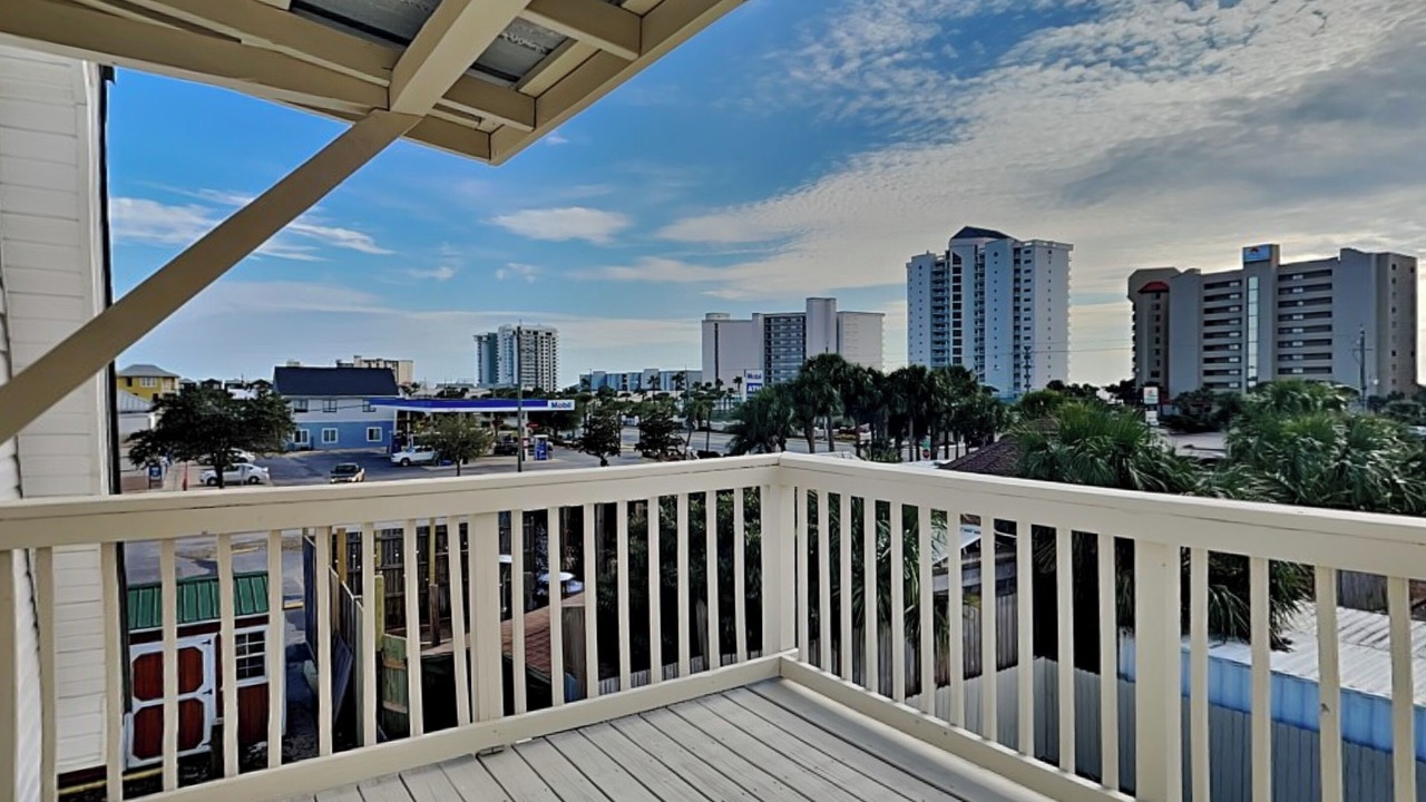 Photo of Patio Balcony in Holiday Beach