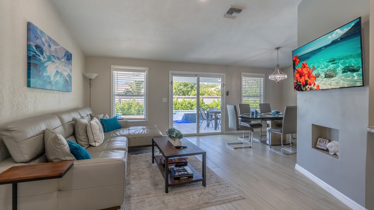 Photo of Livingroom in Central Naples