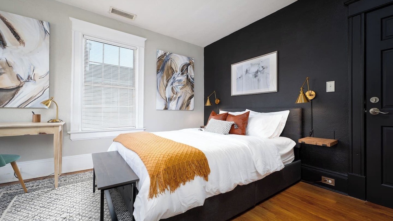 Photo of Bedroom in Riverside