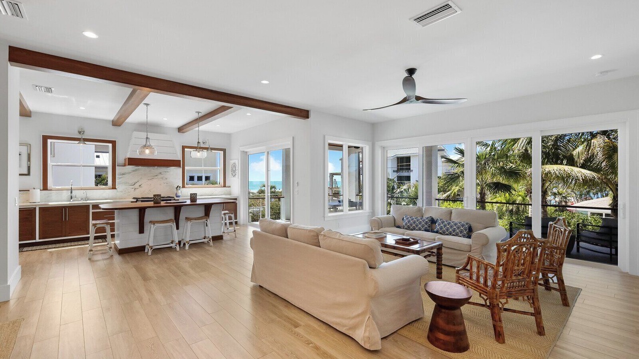 Photo of Livingroom in Anna Maria