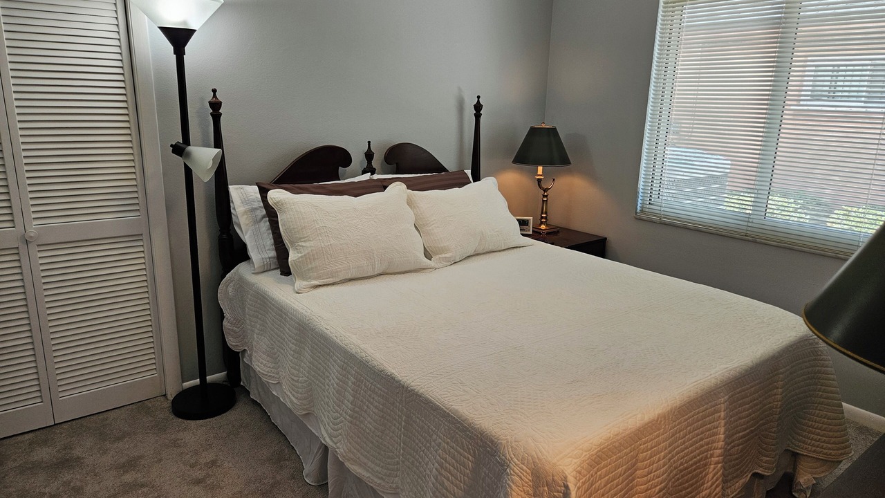 Photo of Bedroom in Apollo Beach