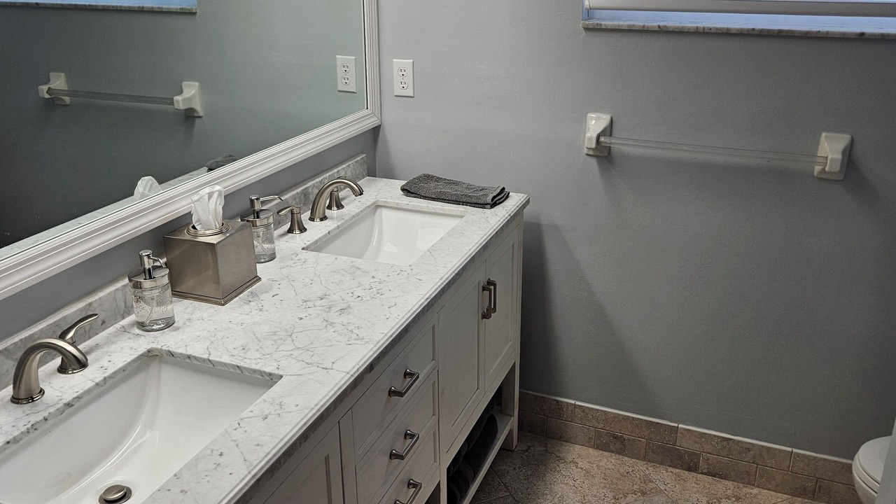 Photo of Bathroom in Apollo Beach