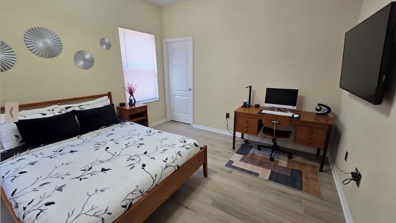 Photo of Bedroom in Orange Tree