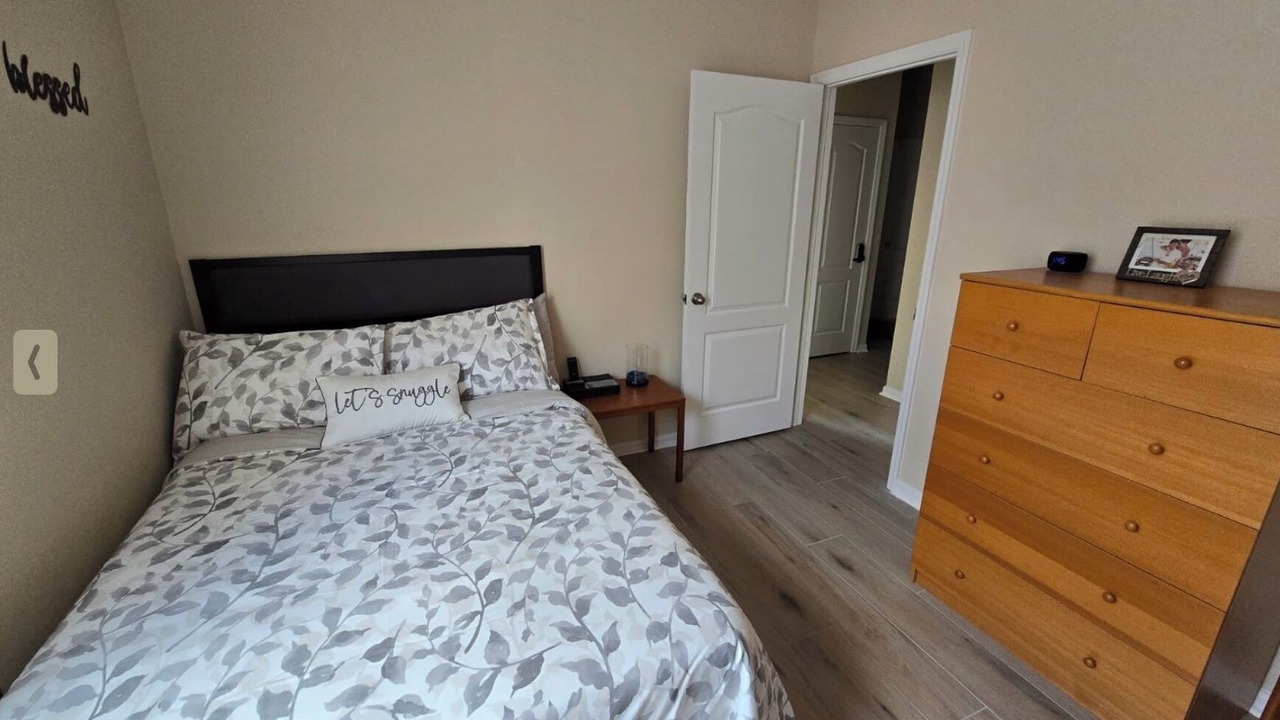 Photo of Bedroom in Orange Tree