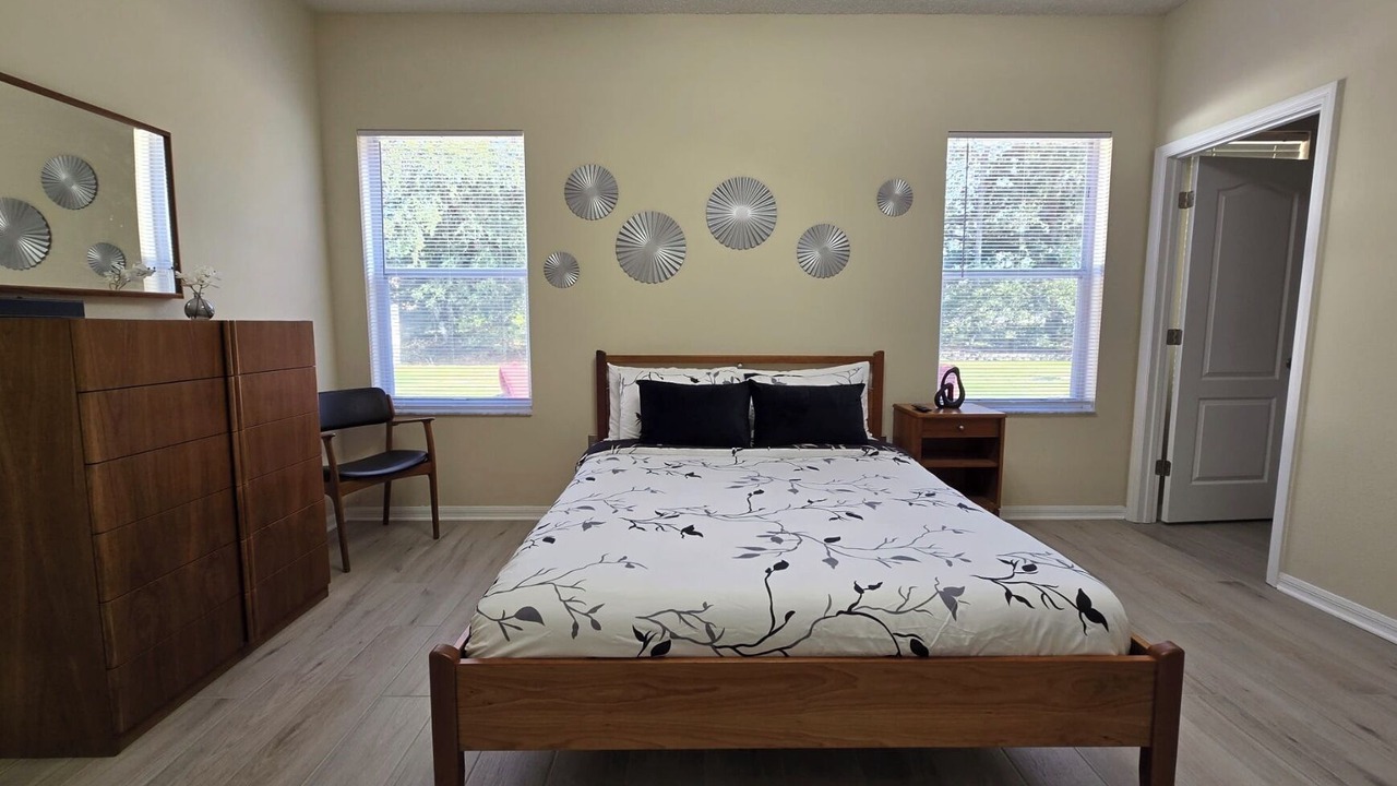 Photo of Bedroom in Orange Tree
