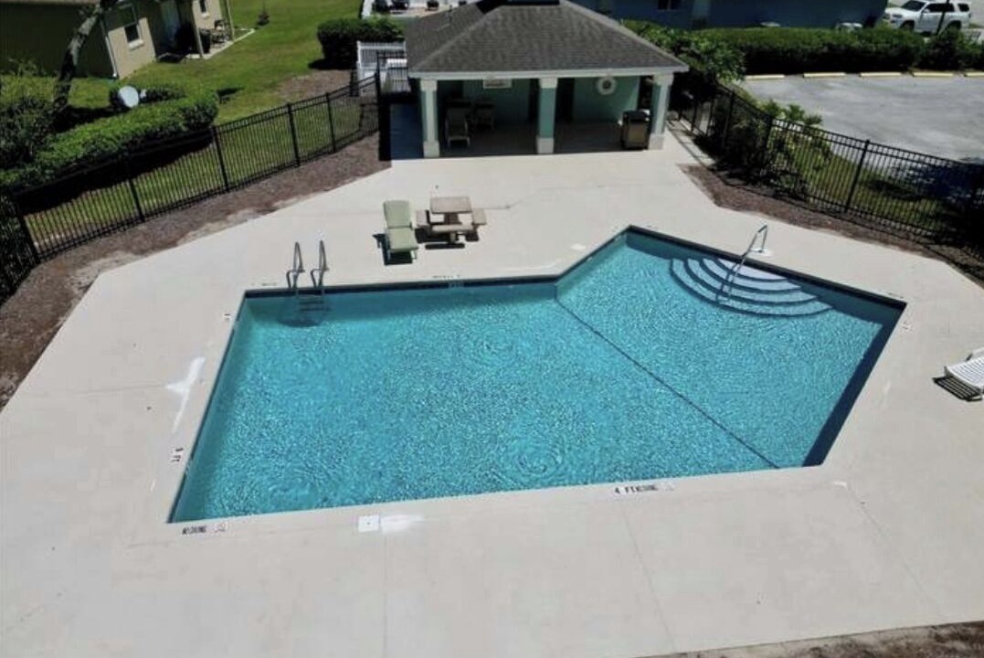 Photo of Outdoor in Orange Tree