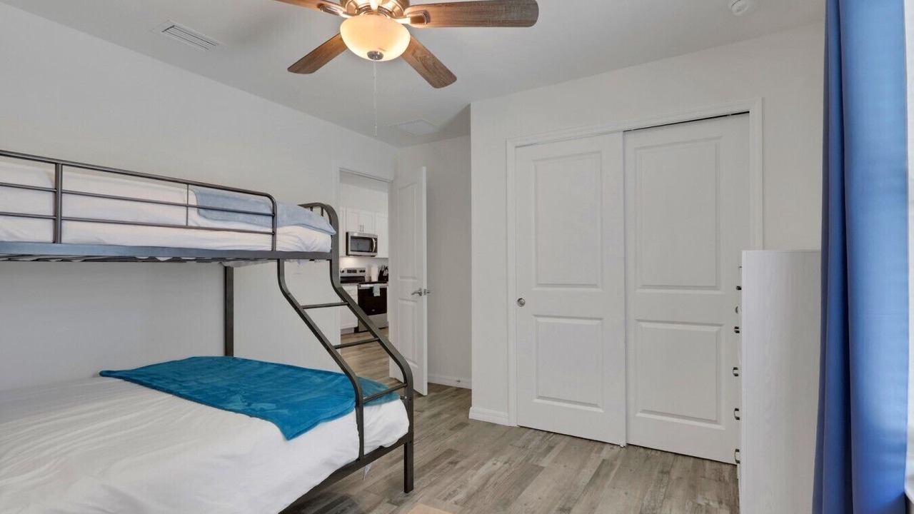 Photo of Bedroom in Diplomat