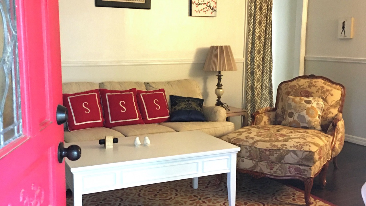 Photo of Livingroom in Northside