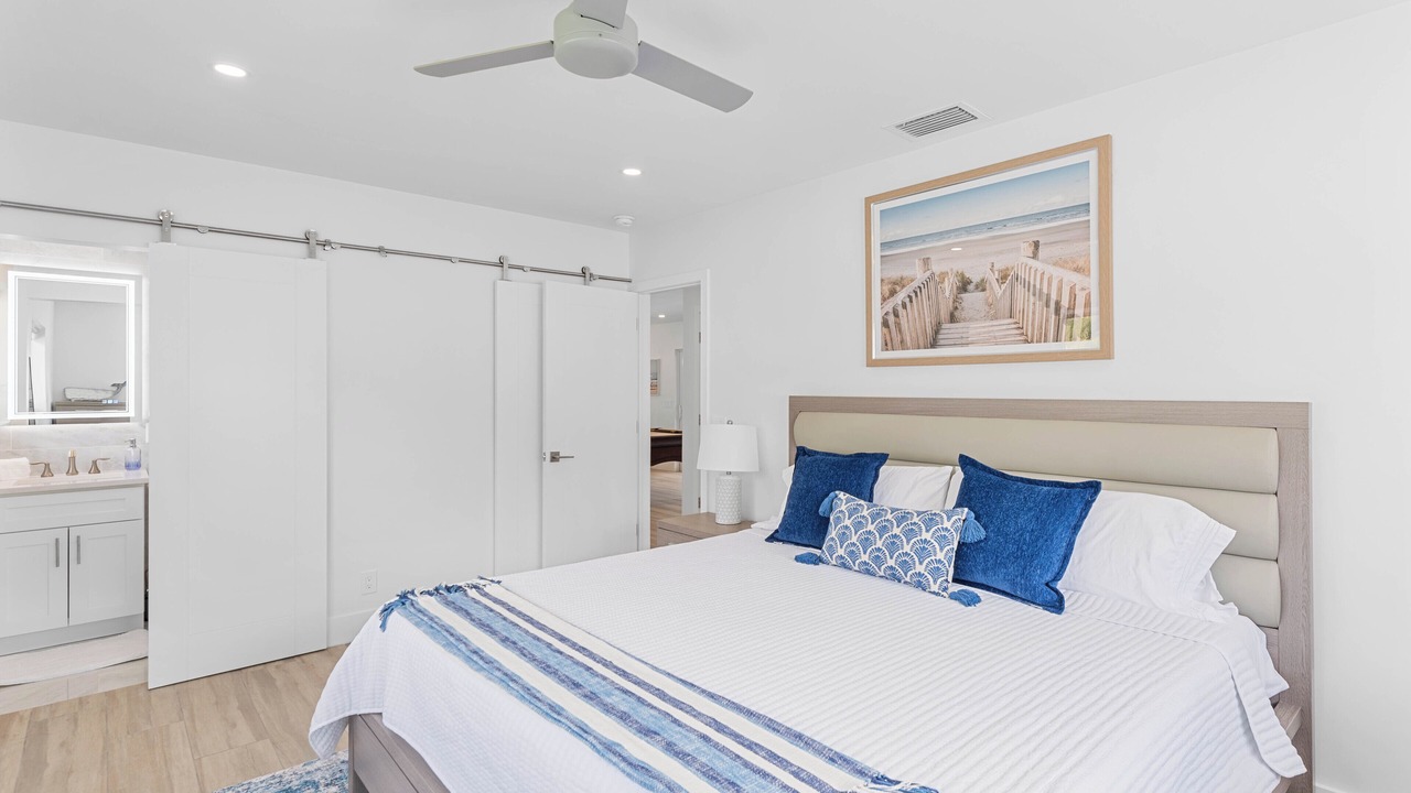 Photo of Bedroom in Deerfield Beach
