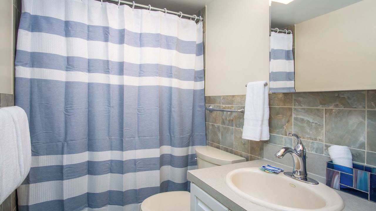 Photo of Bathroom in Coury